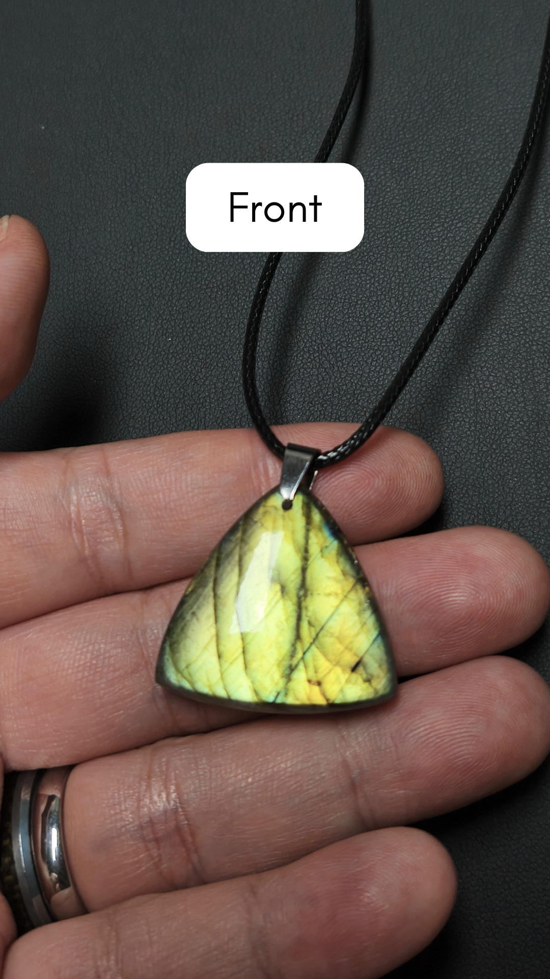 Golden triangle labradorite pendant necklace (04-27)