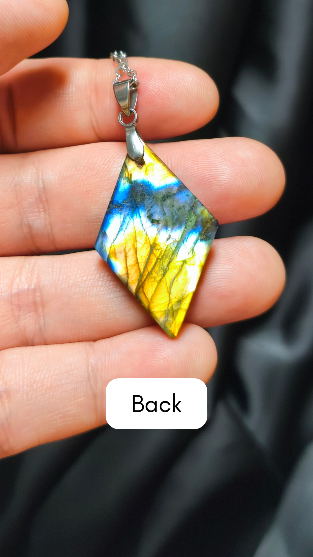 Golden diamond labradorite pendant necklace (04-19)