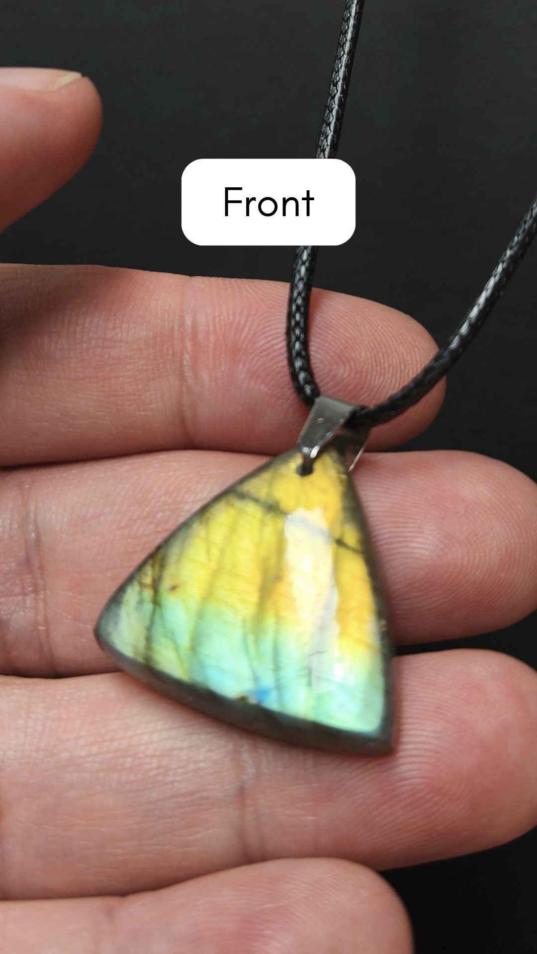 Yellow/green labradorite pendant necklace (04-31)
