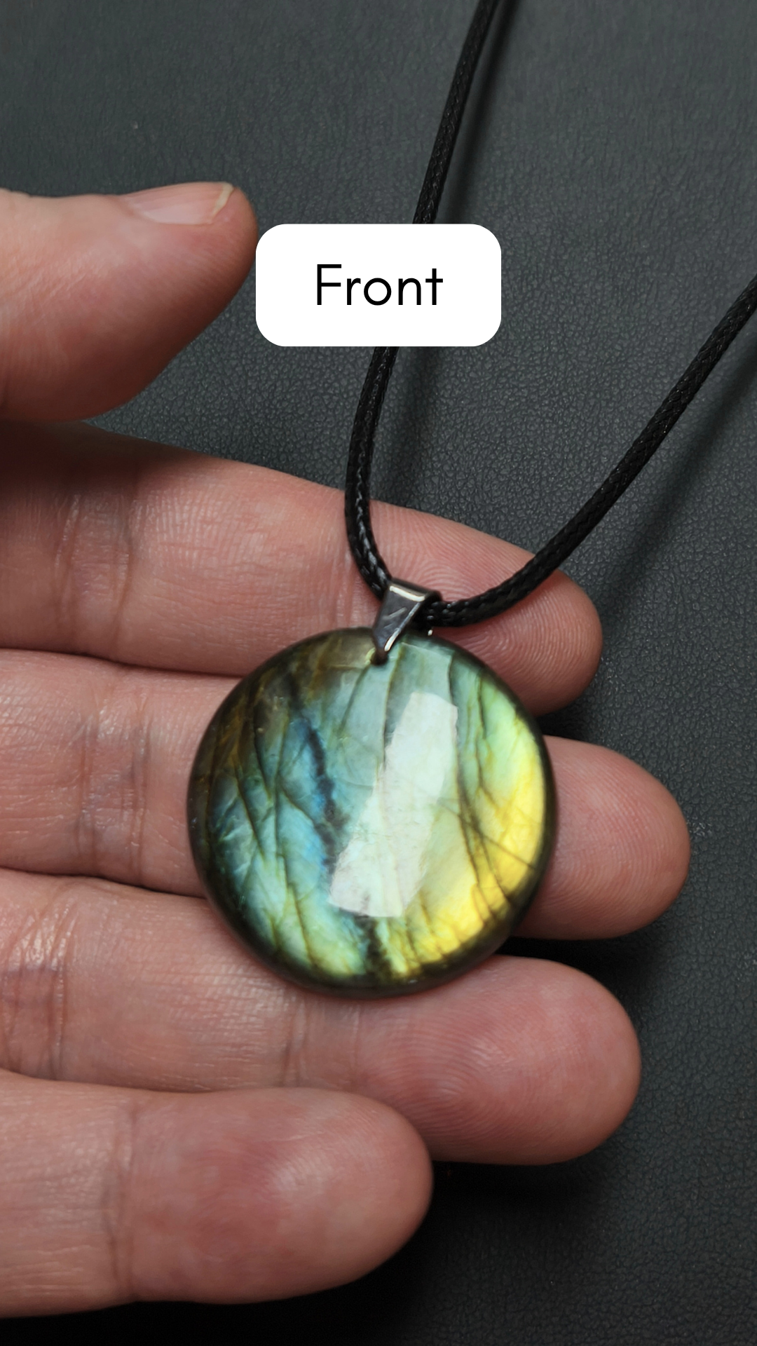 Yellow/green round labradorite pendant necklace (04-36)